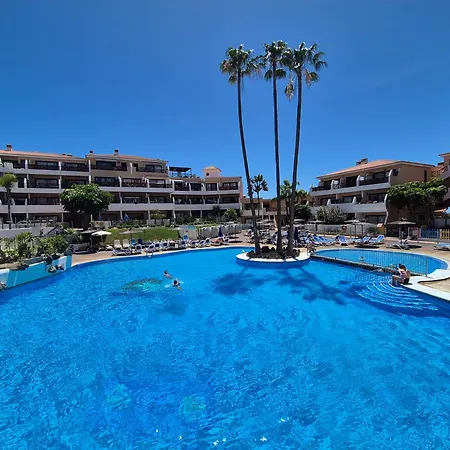 Apartment Spacious With Private Garden In Tenerife South