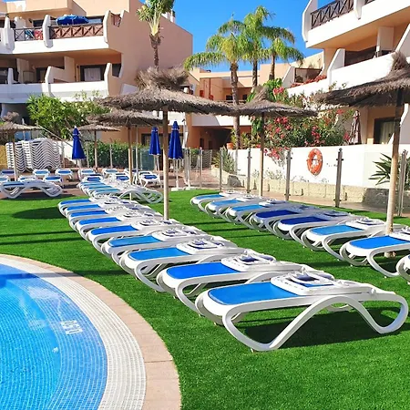 アパート Spacious With Private Garden In Tenerife South